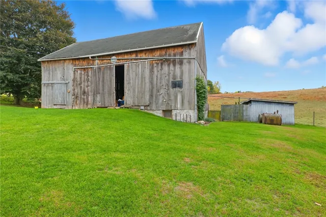 $799,900 | Strong Road, Victor, NY 14564