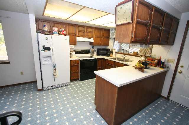 4202 East Olmsted Road Spokane, WA 99223 - Photo 3 of 9 Gallery Image 3