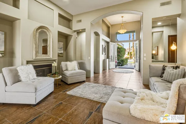 $739,000 | 2 Brentwood Way, Palm Desert, CA 92260