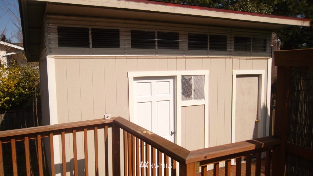 22109 7th Place West Bothell, WA 98021 - Photo 14 of 19