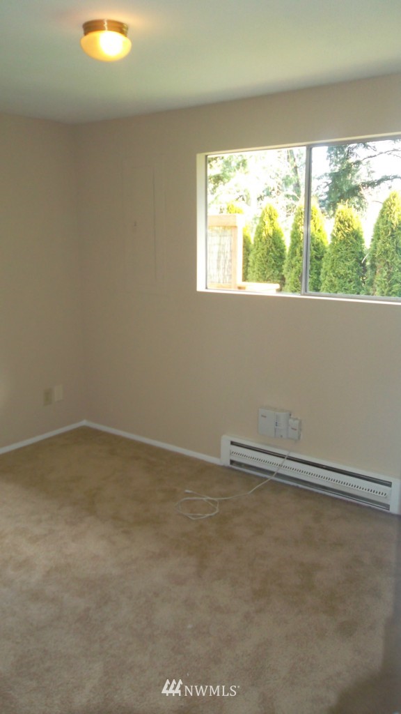 22109 7th Place West Bothell, WA 98021 - Photo 6 of 19