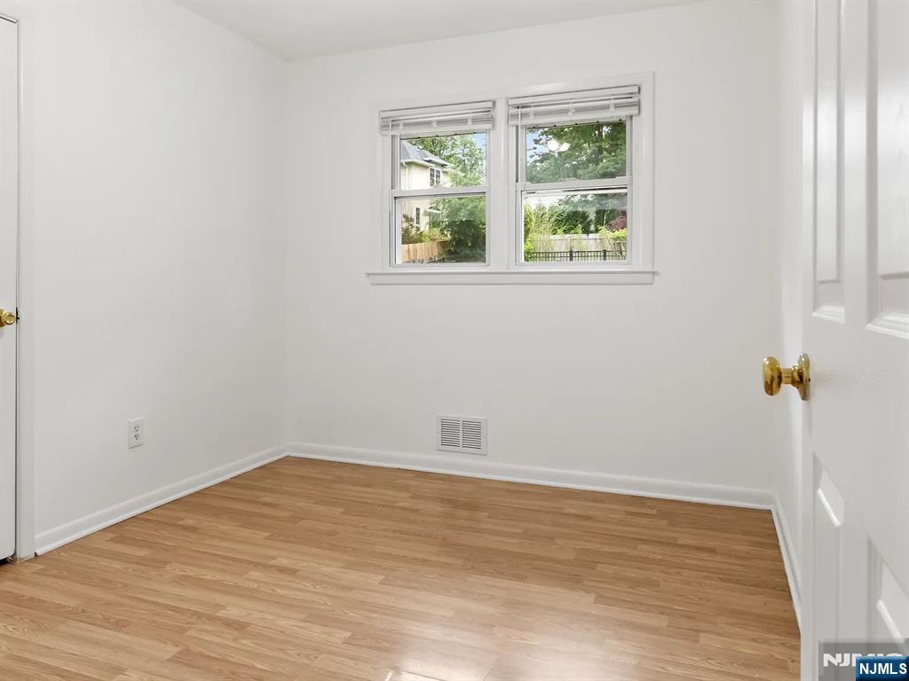 168 County Road Cresskill, NJ 07626 - Photo 20 of 26