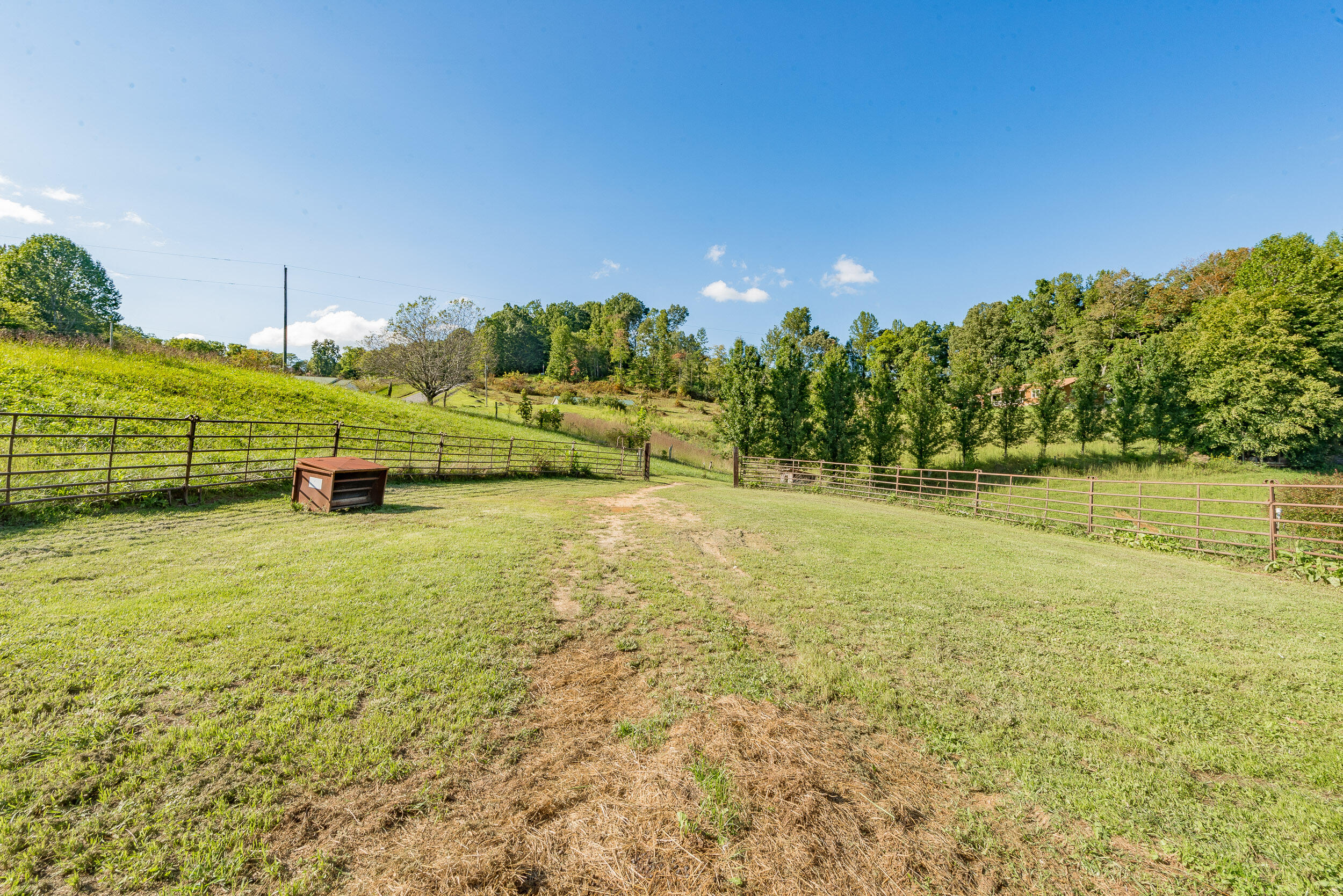 3189 Bishoptown Road Duffield, VA 24244 - Photo 35 of 57 DSC_5415-HDR