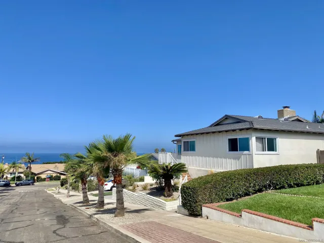 a view of a house with a outdoor space