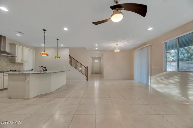 $3,149 | 4625 East Beck Lane, Phoenix, AZ 85032