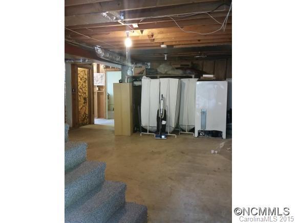 25 Red Oak Road Asheville, NC 28804 - Photo 24 of 24