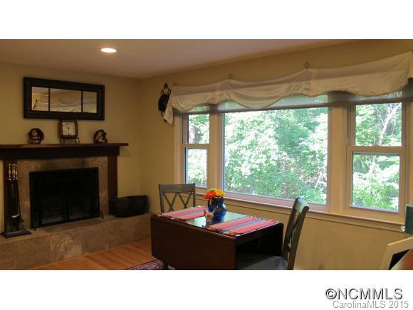 25 Red Oak Road Asheville, NC 28804 - Photo 10 of 24