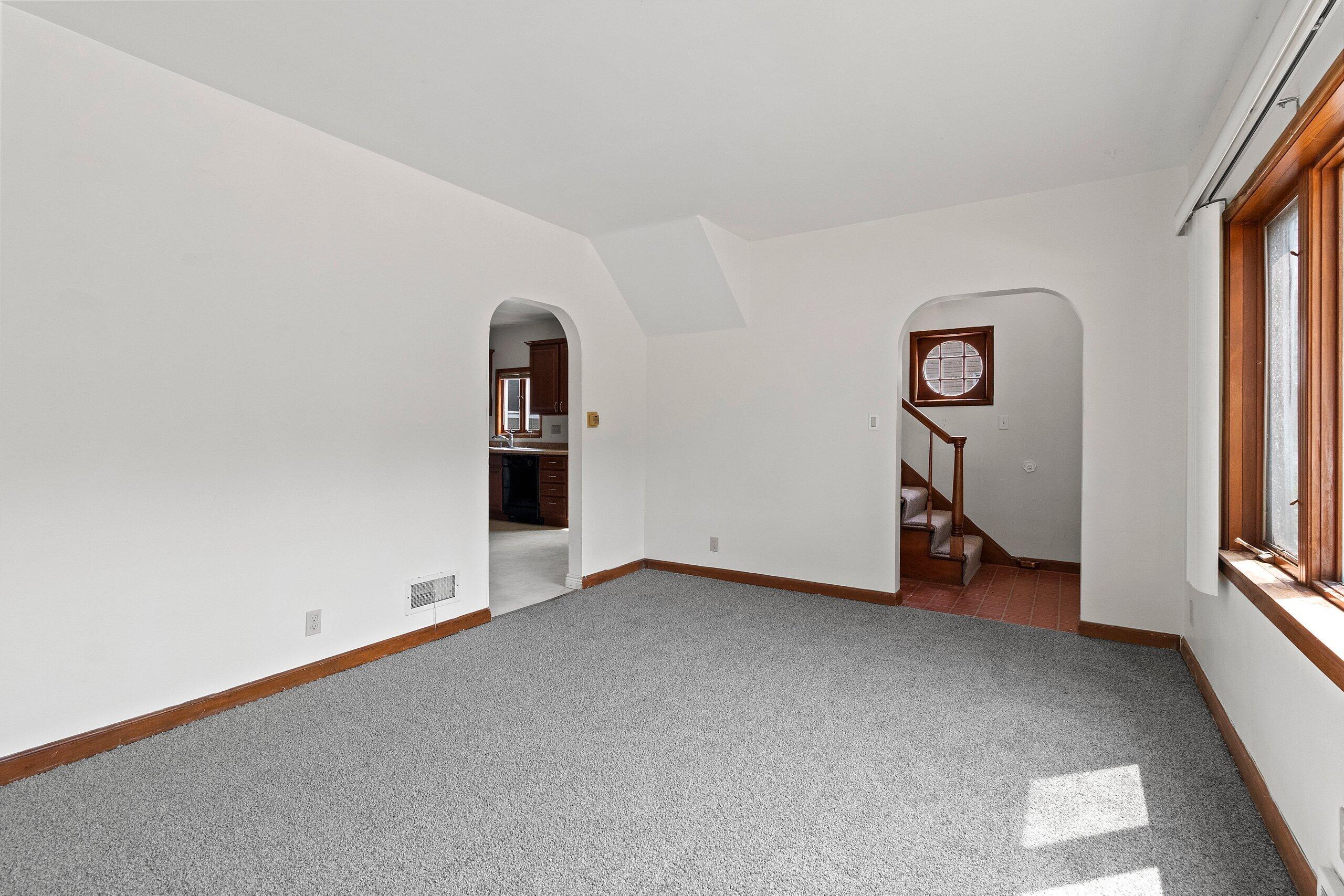 2014 13th Street Two Rivers, WI 54241 - Photo 33 of 53 049-201413thStreet-TwoRivers-WI-54241-SM
