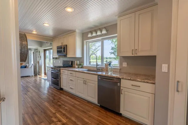 $449,000 | 403 Riverview Drive Southeast, Warroad, MN 56763