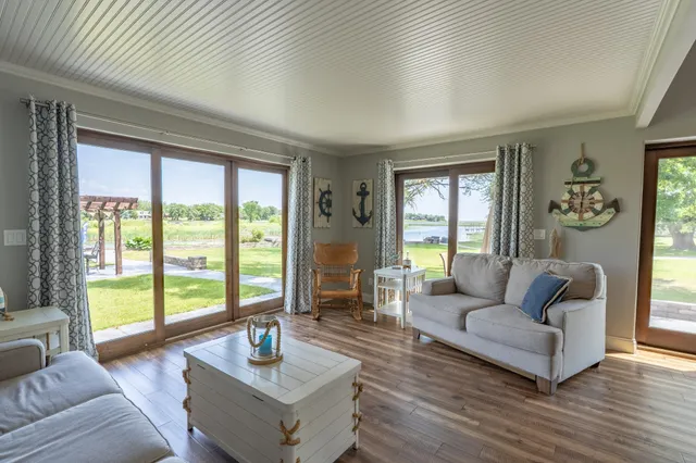 $449,000 | 403 Riverview Drive Southeast, Warroad, MN 56763