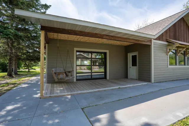 $449,000 | 403 Riverview Drive Southeast, Warroad, MN 56763