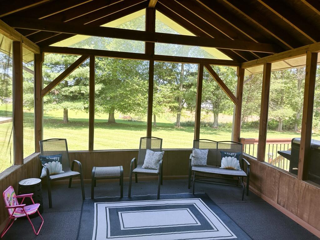 144 Riverbend Road London, KY 40744 - Photo 9 of 40 9
