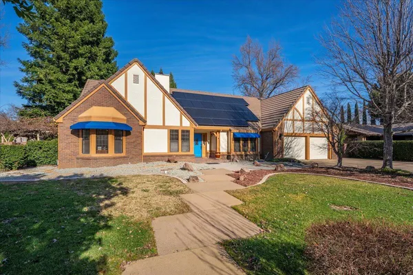 $555,000 | 2850 Balaton Avenue, Redding, CA 96001