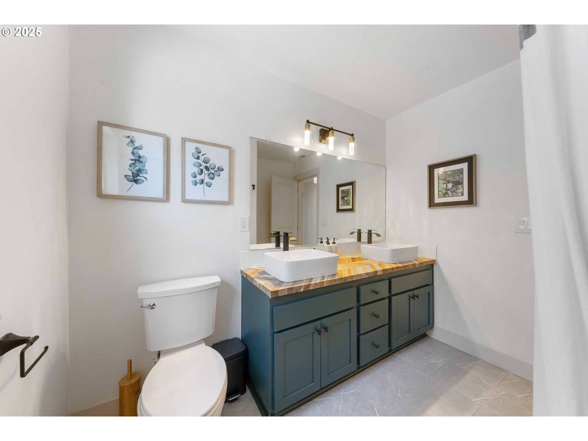 30486 Southwest Ruth Street Wilsonville, OR 97070 - Photo 32 of 39