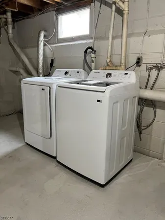 $2,575 | 293 Center Street, Unit 2, Landing, NJ 07850