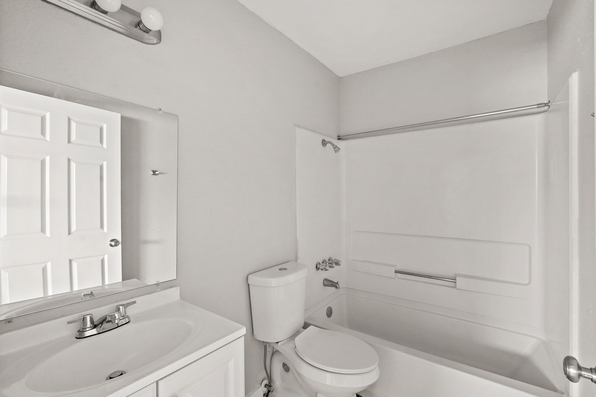 7815 Glass Street Houston, TX 77016 - Photo 8 of 14
