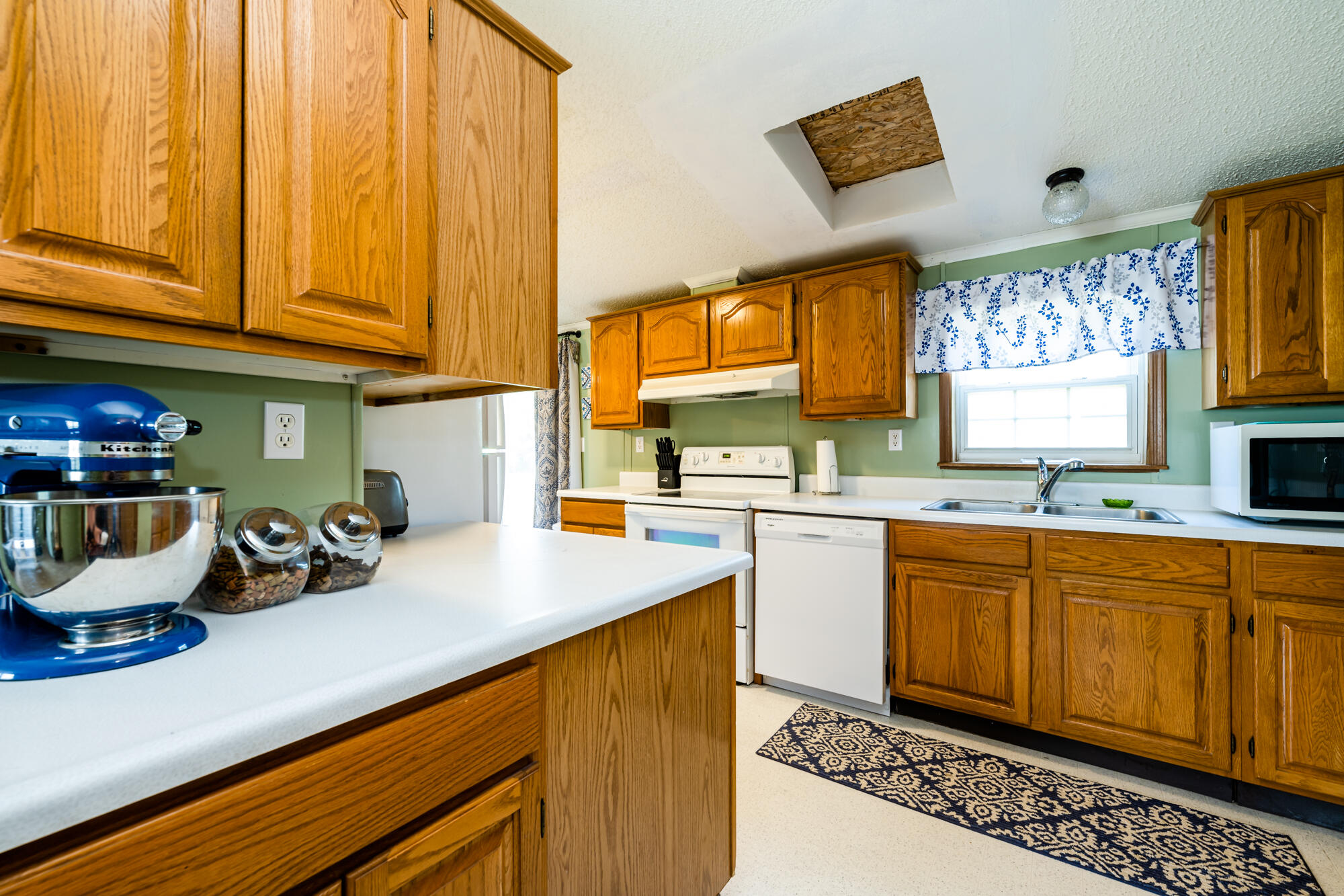 2638 North County Line Road Watervliet, MI 49098 - Photo 10 of 30 County Line-110