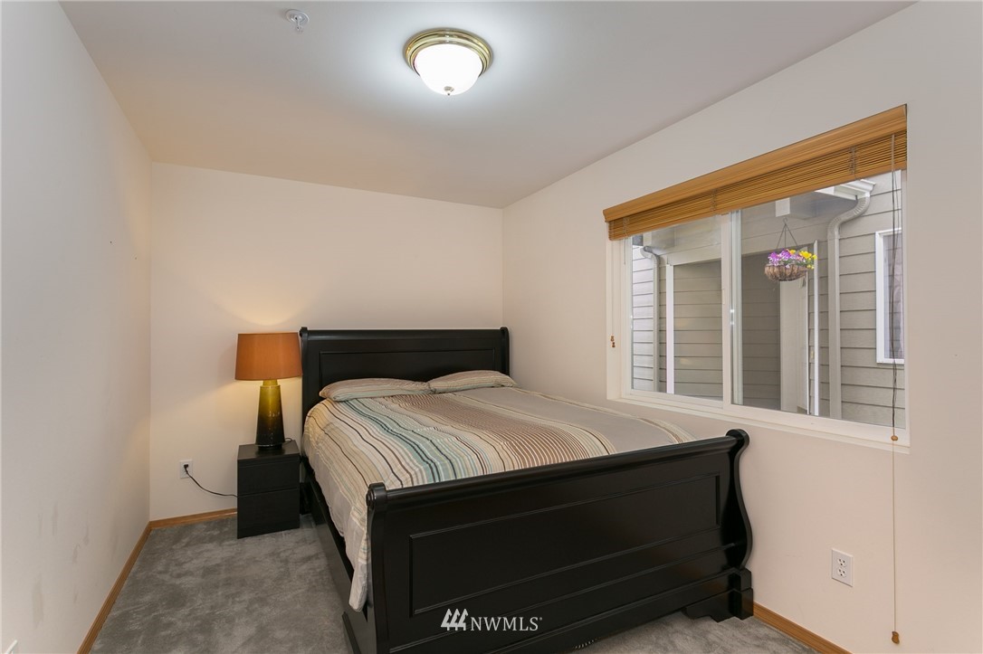8305 233rd Street Southwest, Unit F Edmonds, WA 98026 - Photo 14 of 25