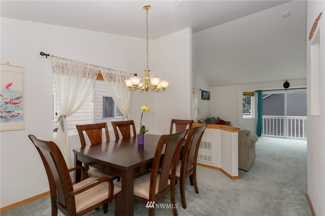 8305 233rd Street Southwest, Unit F Edmonds, WA 98026 - Photo 8 of 25