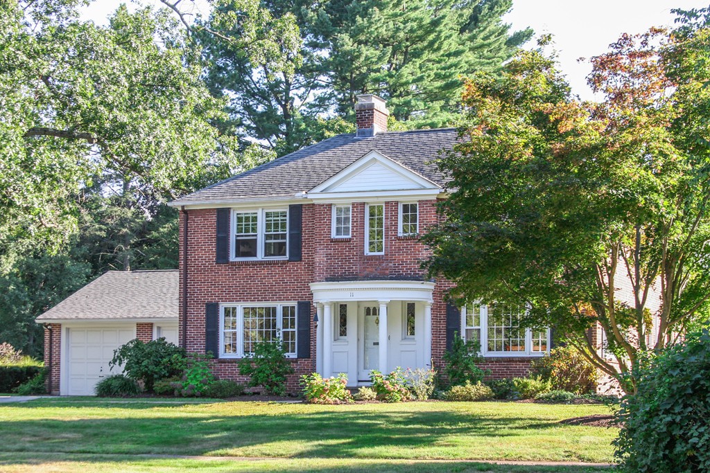 11 Colony Road Springfield, MA 01106 - Photo 2 of 30 Gallery Image 2