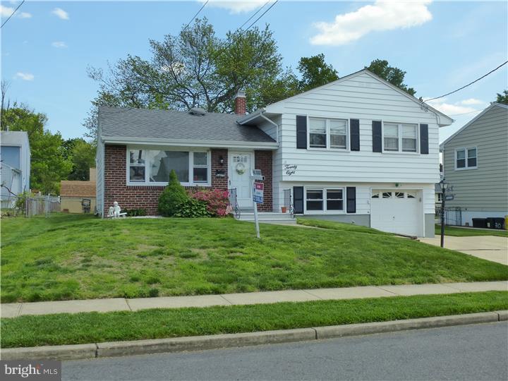 28 Winding Way Hamilton, NJ 08620 - Photo 2 of 20 Front Yard