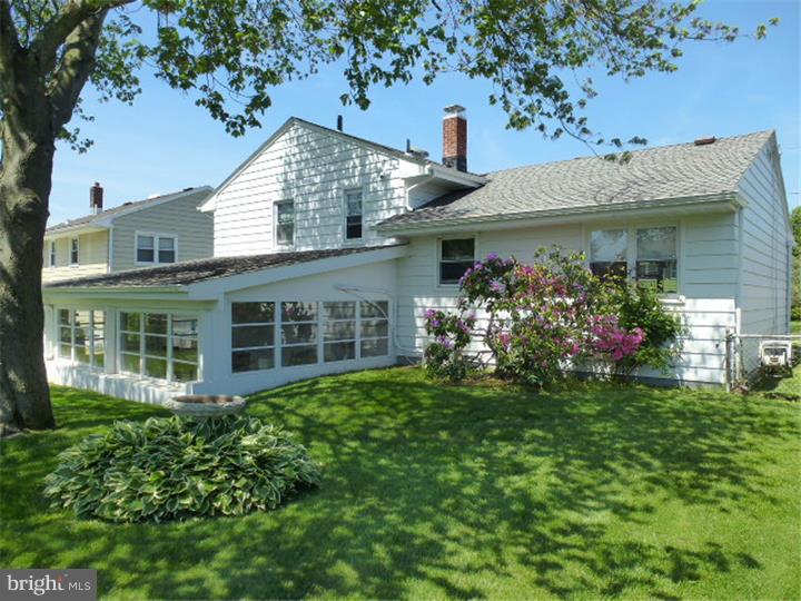 28 Winding Way Hamilton, NJ 08620 - Photo 19 of 20 Exterior Back