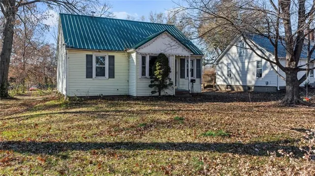 $133,000 | 614 South Institute Street, Richmond, MO 64085