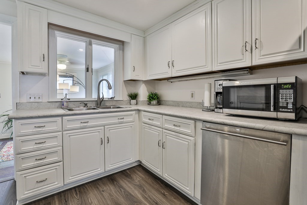 15 Woodale Road Lynn, MA 01904 - Photo 13 of 33 Gallery Image 13
