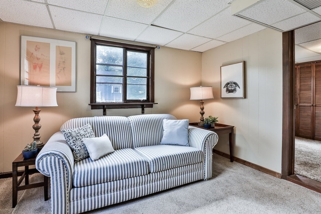 15 Woodale Road Lynn, MA 01904 - Photo 24 of 33 Gallery Image 24
