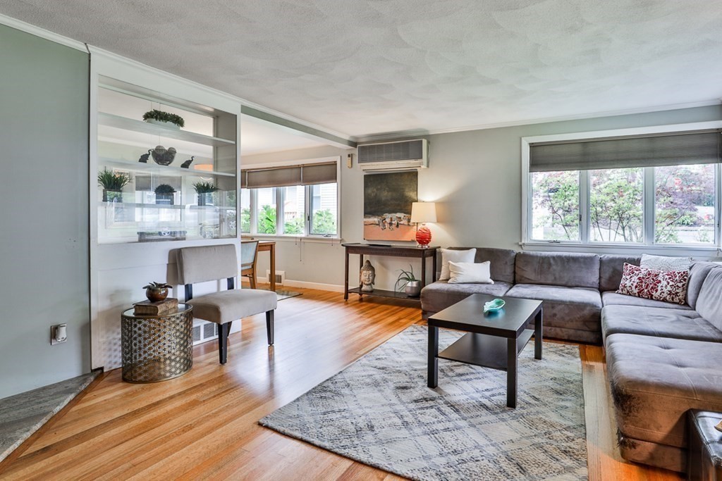 15 Woodale Road Lynn, MA 01904 - Photo 6 of 33 Gallery Image 6