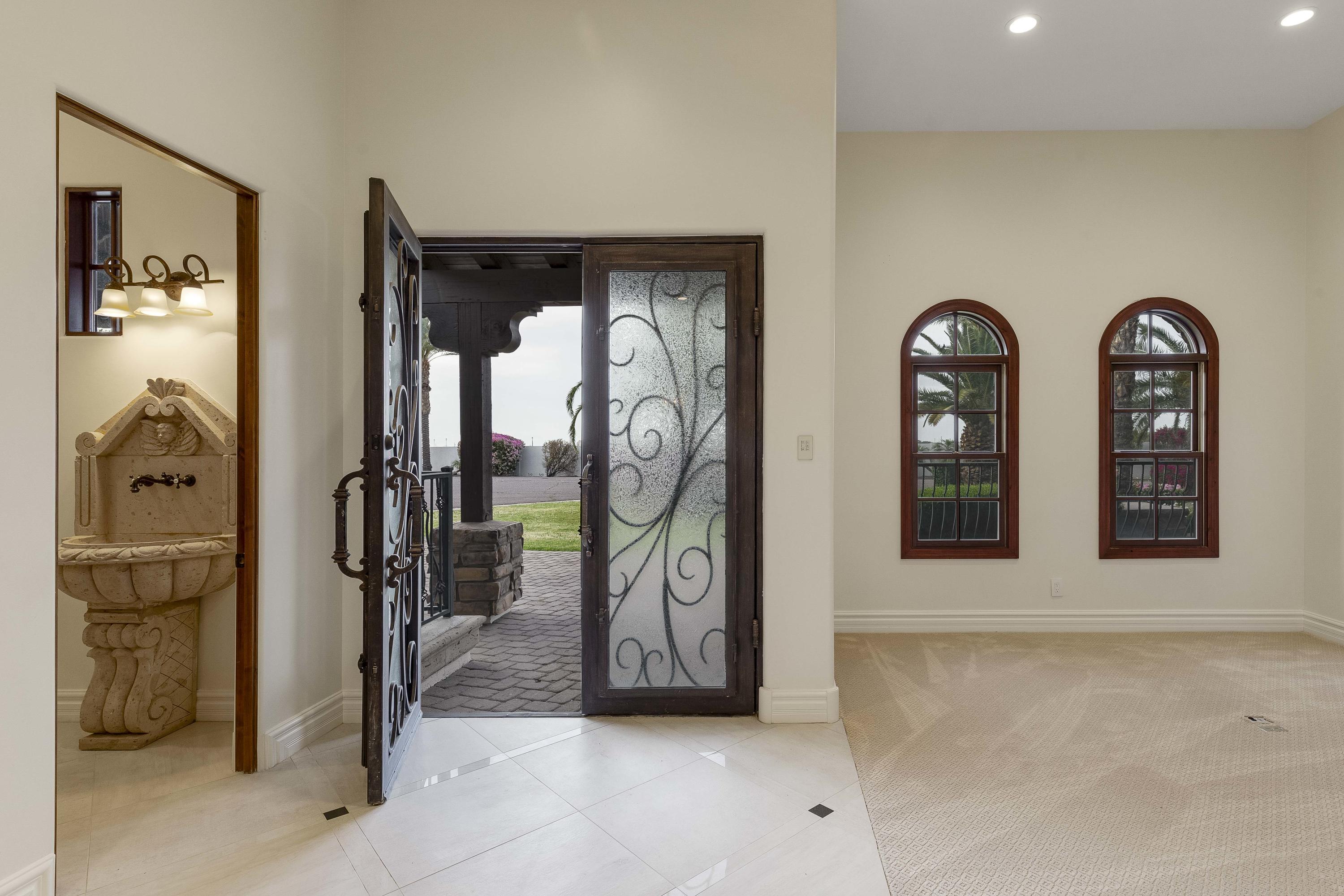 3830 Constellation Way Gilbert, AZ 85297 - Photo 42 of 117 IMG_0991