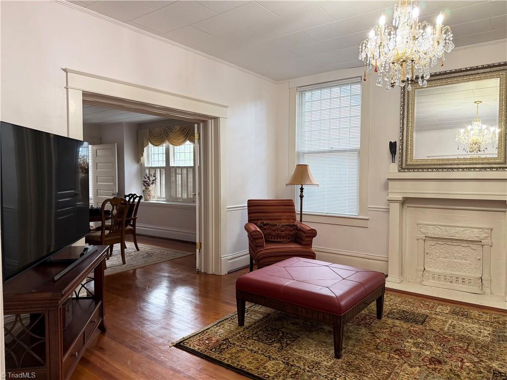907 Johnson Street High Point, NC 27262 - Photo 7 of 19 Gallery Image 7