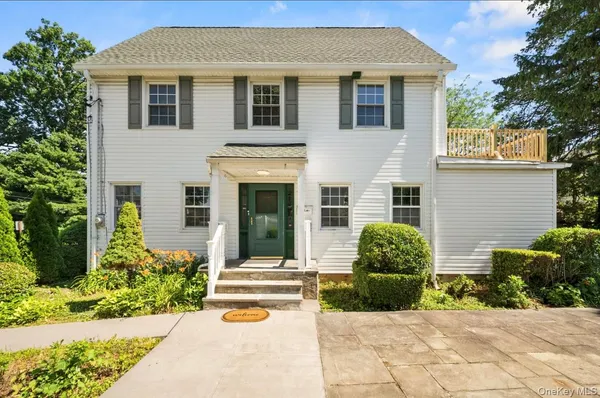 $750,000 | 254 Lee Avenue, Yonkers, NY 10705