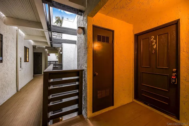 $435,000 | 9705 Mesa Springs Way, Unit 224, San Diego, CA 92126