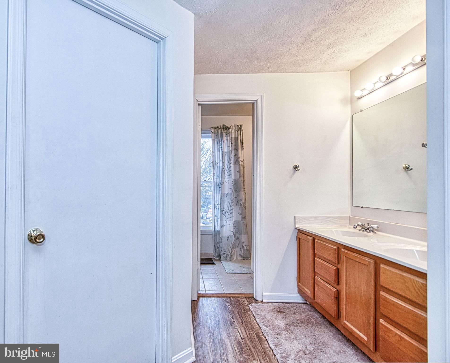 1765 Whisperhill Drive Reston, VA 20194 - Photo 24 of 53 Primary Bathroom