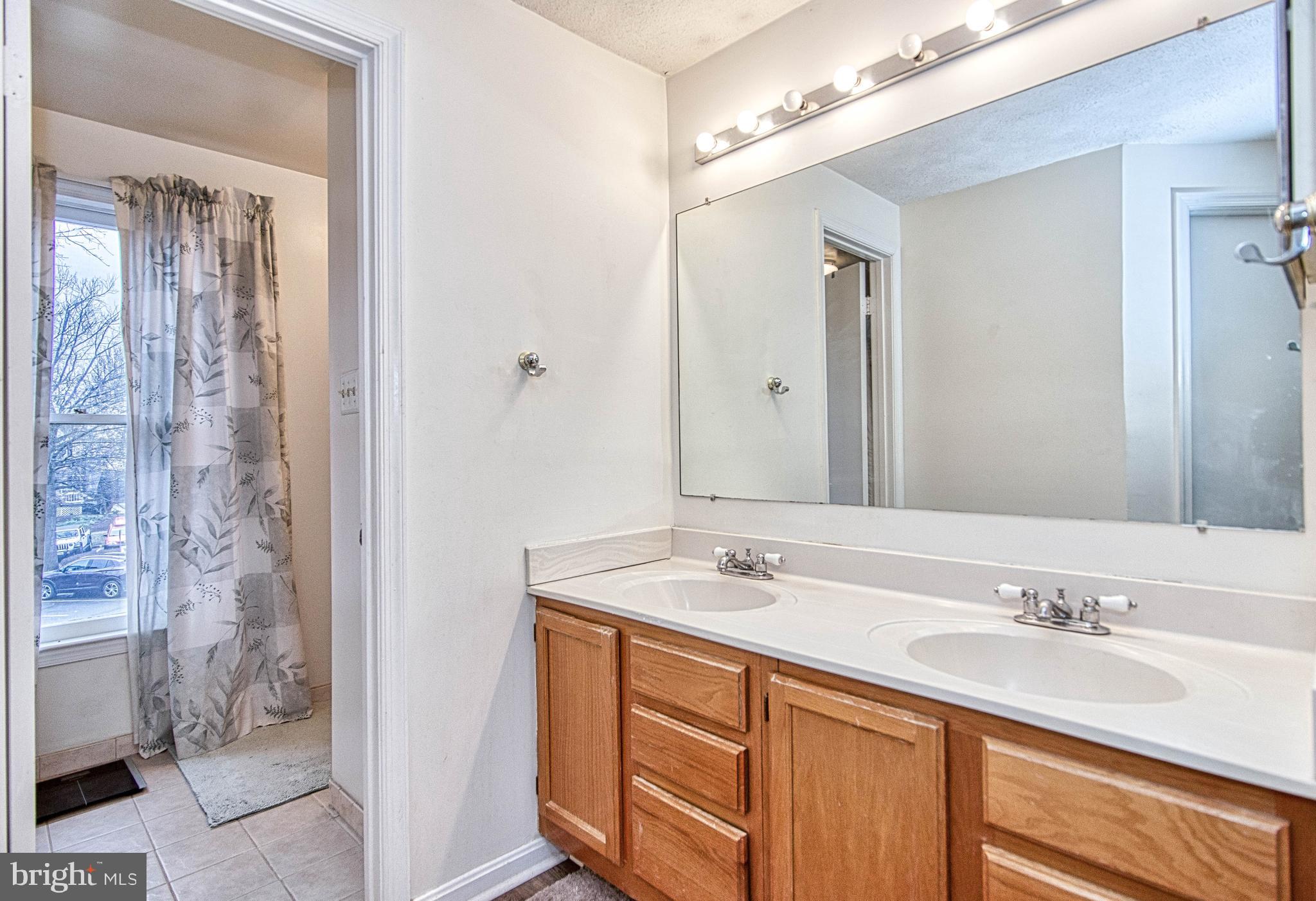 1765 Whisperhill Drive Reston, VA 20194 - Photo 25 of 53