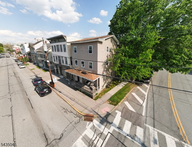 302 Front Street Belvidere, NJ 07823 - Photo 3 of 21