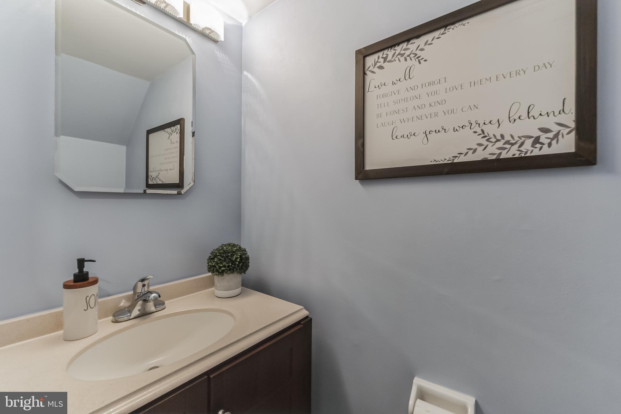 5920 Prince George Drive Springfield, VA 22152 - Photo 7 of 32
