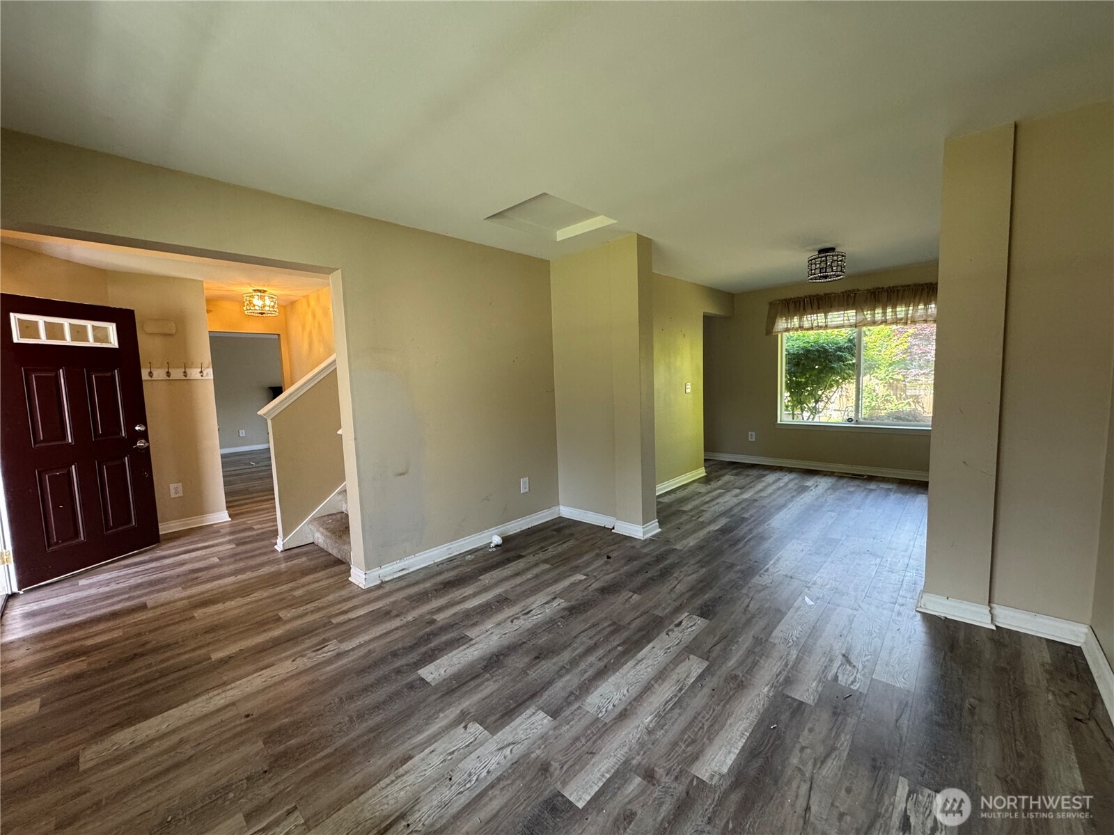 2601 Northwoods Loop Road Mount Vernon, WA 98273 - Photo 4 of 10