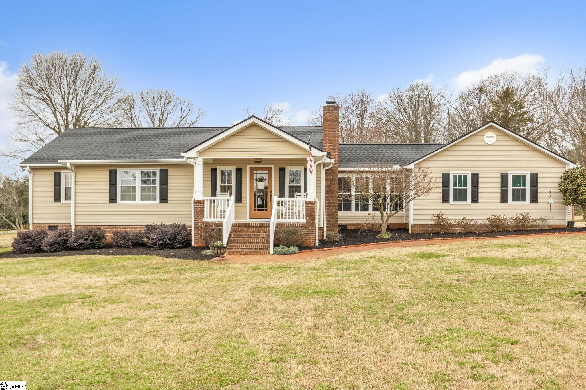 105 Dustin Street Easley, SC 29642 - Photo 1 of 36 Gallery Image 1