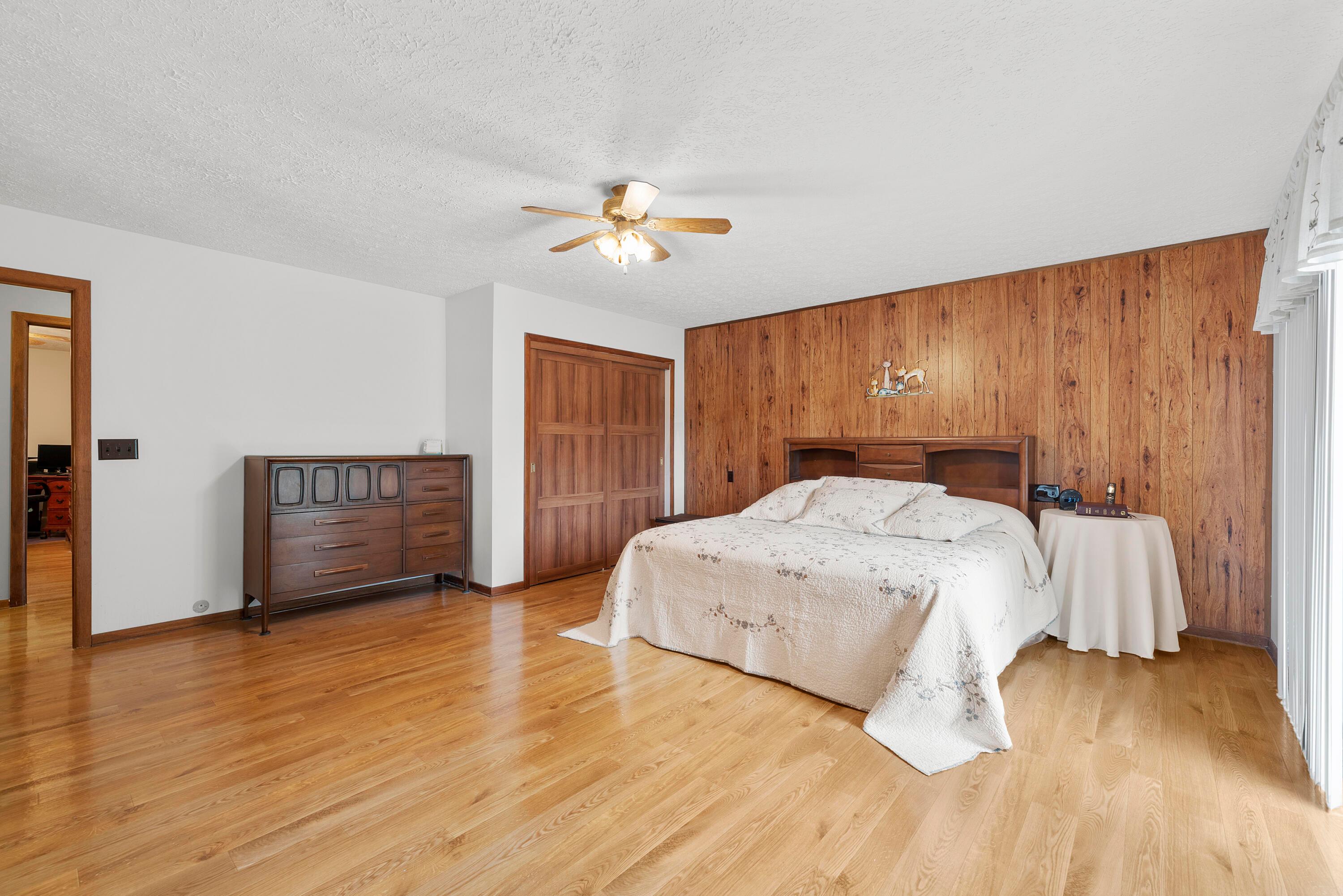 1501 Zuber Road Grove City, OH 43123 - Photo 26 of 51 MAR_5820
