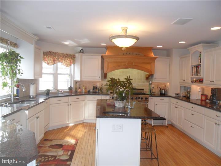 54 Freedom Road Sewell, NJ 08080 - Photo 7 of 17 Kitchen