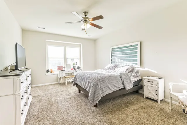 $362,000 | 405 Lake Line Drive, Alvin, TX 77511