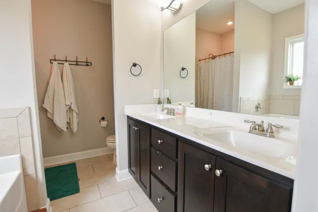 $1,800 | 2072 Jackie Lorraine Drive, Clarksville, TN 37042