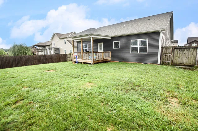 $1,800 | 2072 Jackie Lorraine Drive, Clarksville, TN 37042