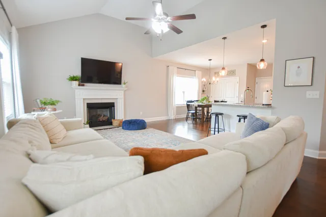 $1,800 | 2072 Jackie Lorraine Drive, Clarksville, TN 37042