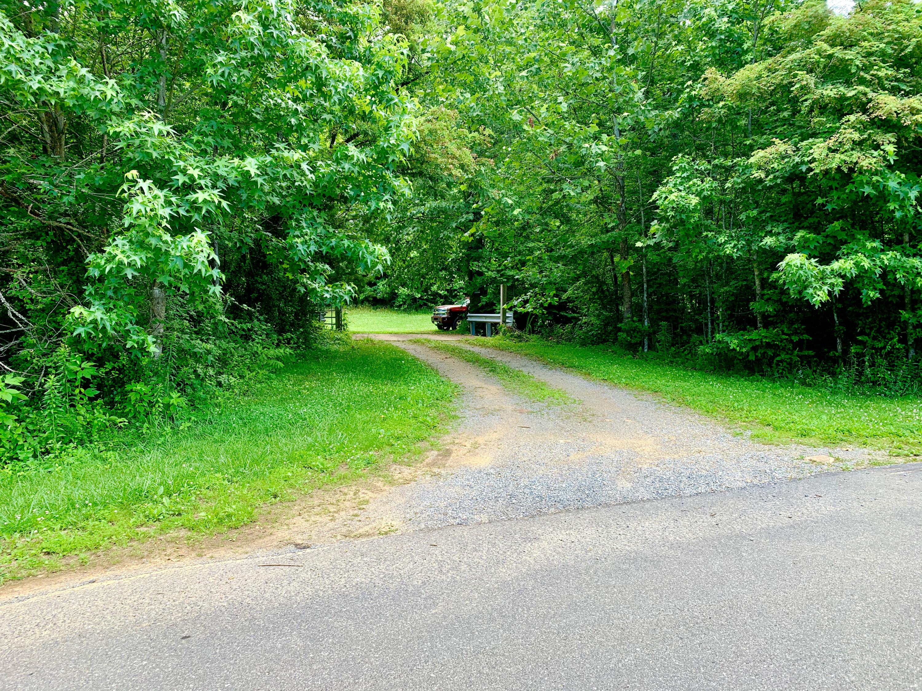 404 Cassi Road Chuckey, TN 37641 - Photo 33 of 40 IMG_1013 (1)