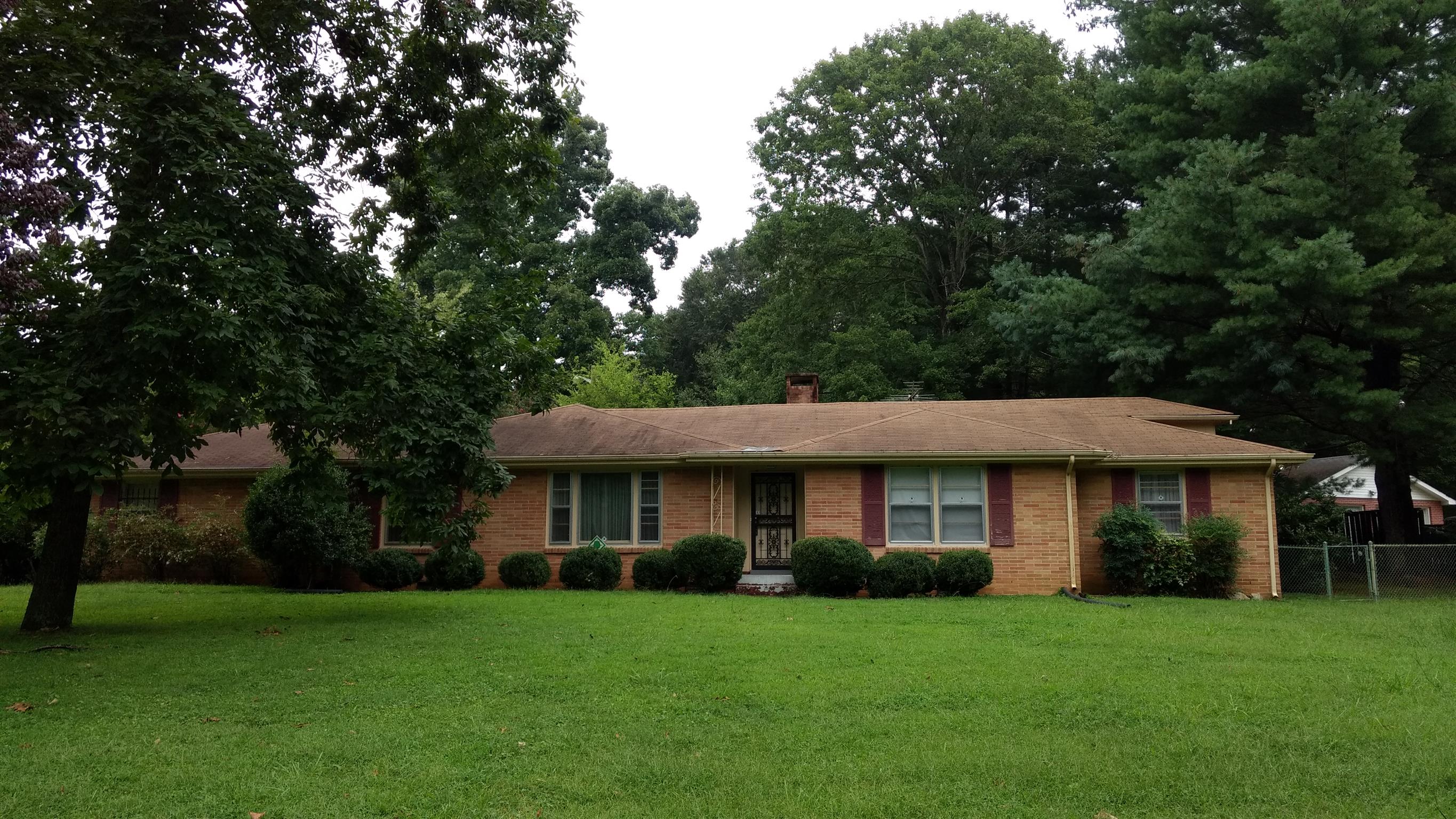 1288 Morgan Road Clarksville, TN 37040 - Photo 1 of 19 Gallery Image 1