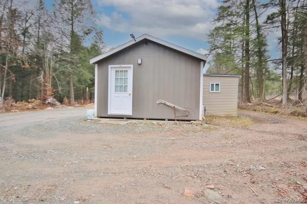 $235,000 | 703 Dahlia Road, Livingston Manor, NY 12758
