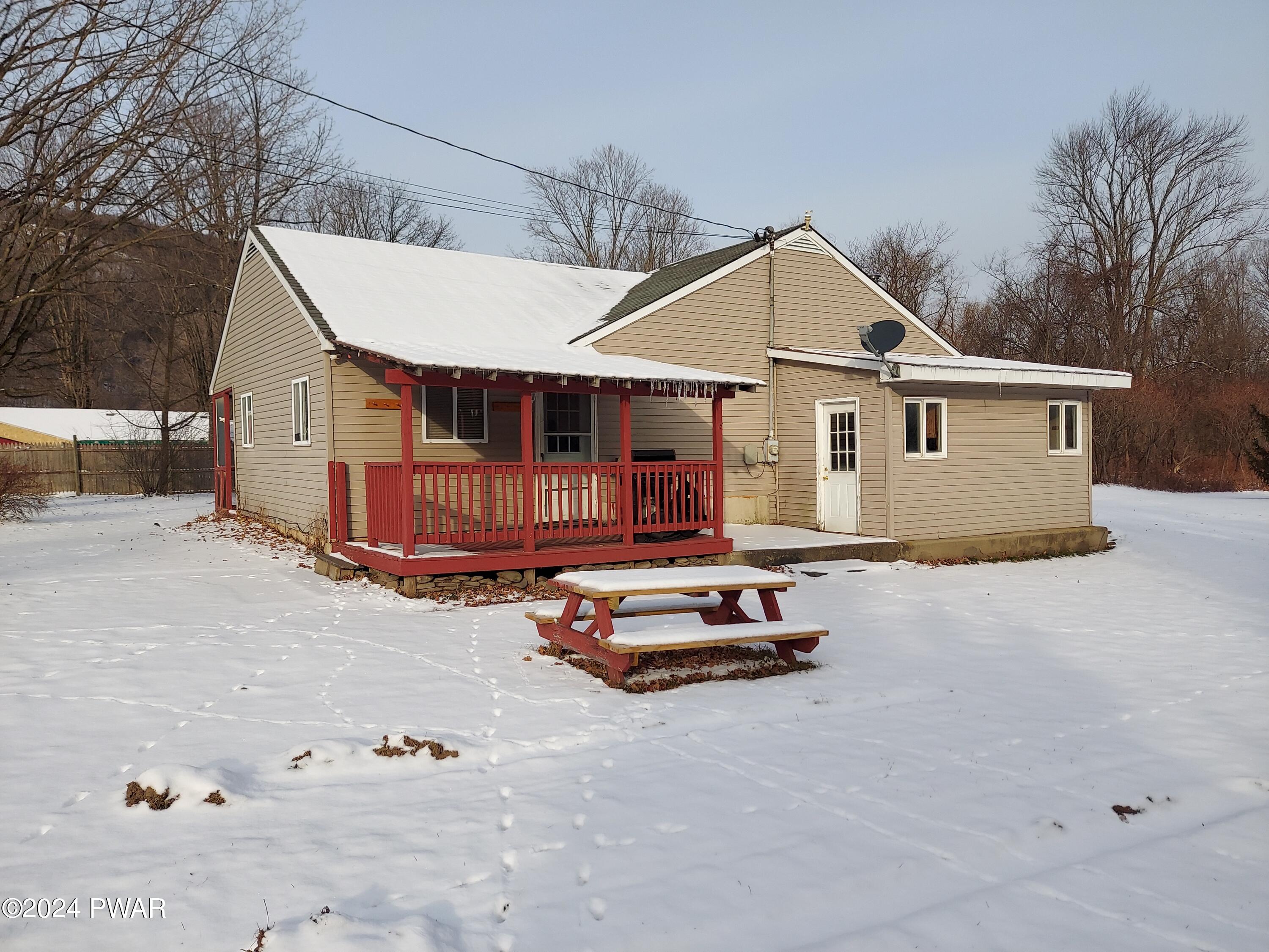 46 Penn-York Road Starlight, PA 18461 - Photo 2 of 13 20240118_092201